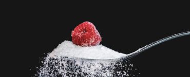 Скокове в кръвната захар: причини, симптоми и лечение